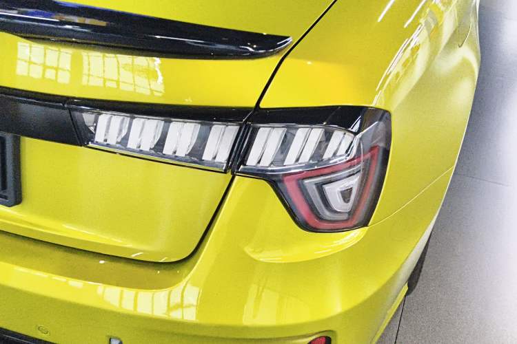 Used Lynk & Co 03 2021 03+ 2.0TD Automatic Wind-Chasing Edition