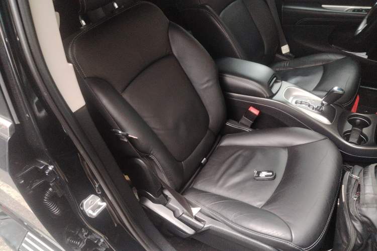 Used Dodge Journey 2015 2.0TD Four-Wheel Drive Luxury Edition
