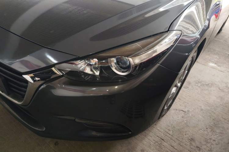 Used Mazda Mazda 3 Axela 2017 Sedan 1.5L Automatic Comfort Model Emission Standard China V
