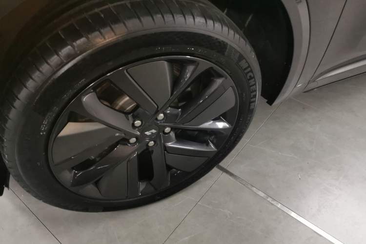 Used Li Auto L9 2022 Max model
