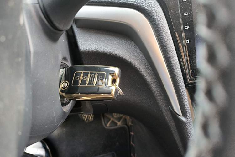 Used Venucia D60 2019 100 000 Glory 1.6L Entry Manual ChenShang Edition China VI Vehicle Key