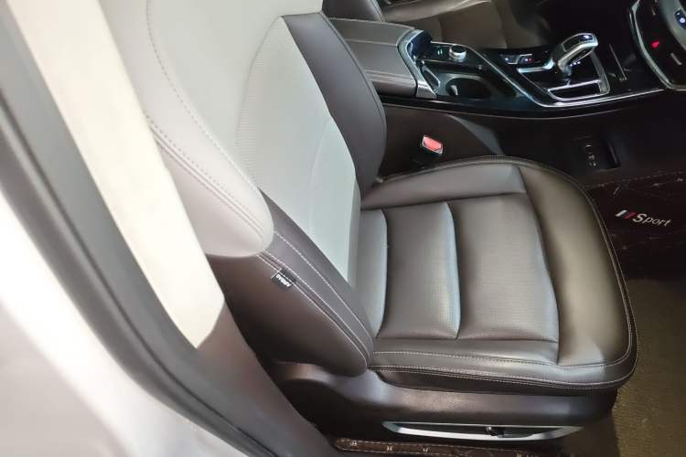 Used Geely Auto Jiajie 2019 1.5TD MHEV DCT Luxury Edition Right Front Seat