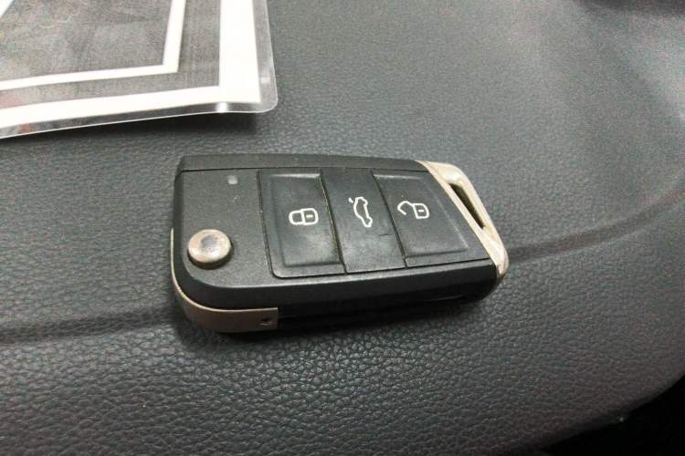 Used Volkswagen Tharu 2019 280TSI Two-Wheel Drive Luxury Version China VI Standard