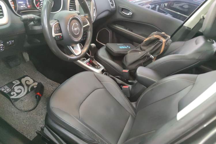 Used Jeep Compass 2017 200T Automatic Family Edition