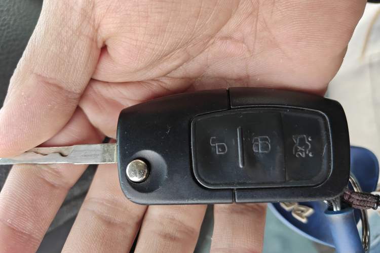 Used Ford Fiesta 2013 Hatchback 1.5L Manual Fashion Edition