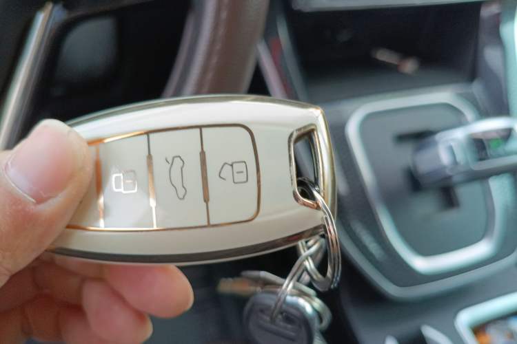 Used Haval M6 2021 PLUS 1.5T DCT Elite Smart Connectivity Model
