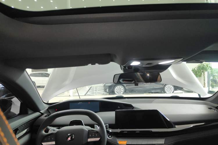 Used Changan UNI-V 2022 2.0T Leading-Speed Edition