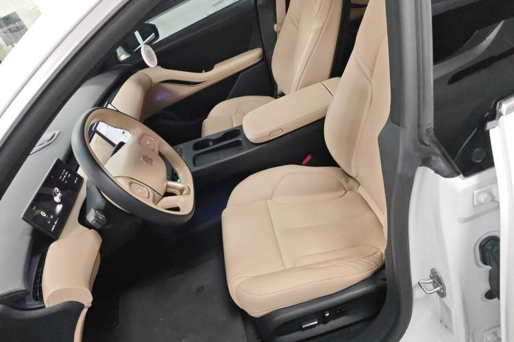 Used Nio ET5 2022 75 kWh