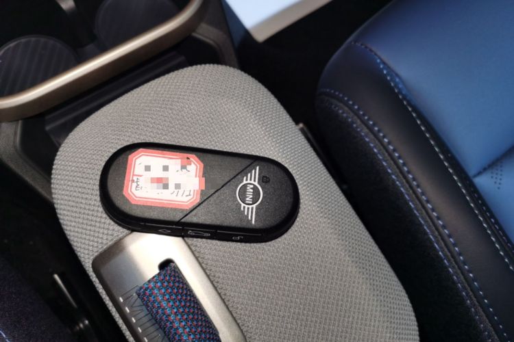 Used MINI 2025 2.0T COOPER S Artist
