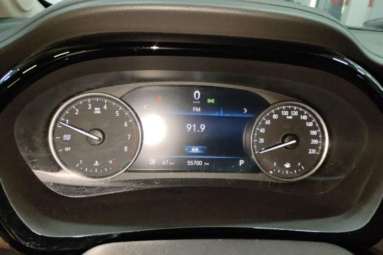 Used Buick GL8 2023 Land Executive Class Smart Enjoyment Model