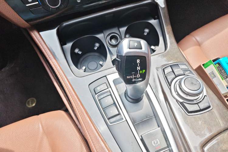 Used BMW 5 Series 2017 525Li Leading Model Gear Lever