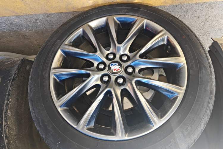 Used Buick Enclave 2020 28T Two-Wheel Drive Prestige Version