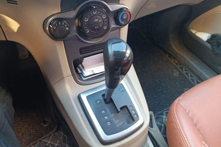 Used Ford Fiesta 2011 Hatchback 1.5L Automatic Fashion Edition