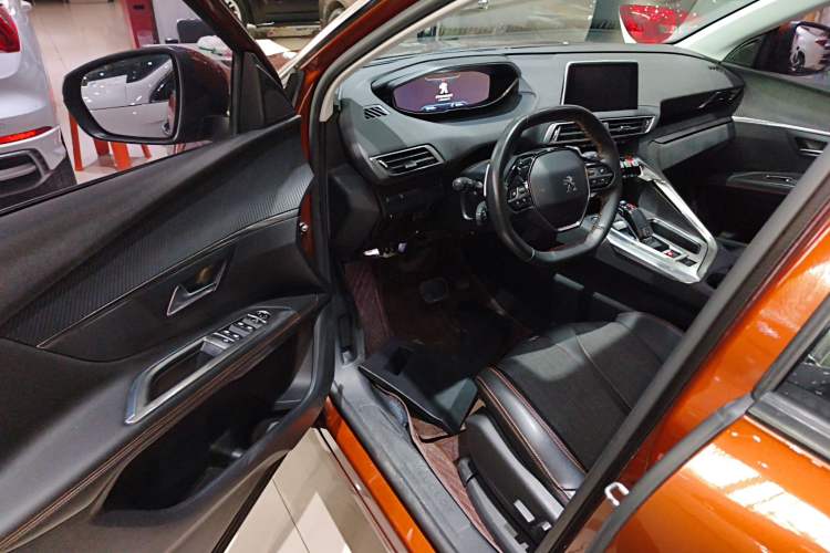 Used Peugeot 4008 2017 350THP Elite Edition Driver Seat