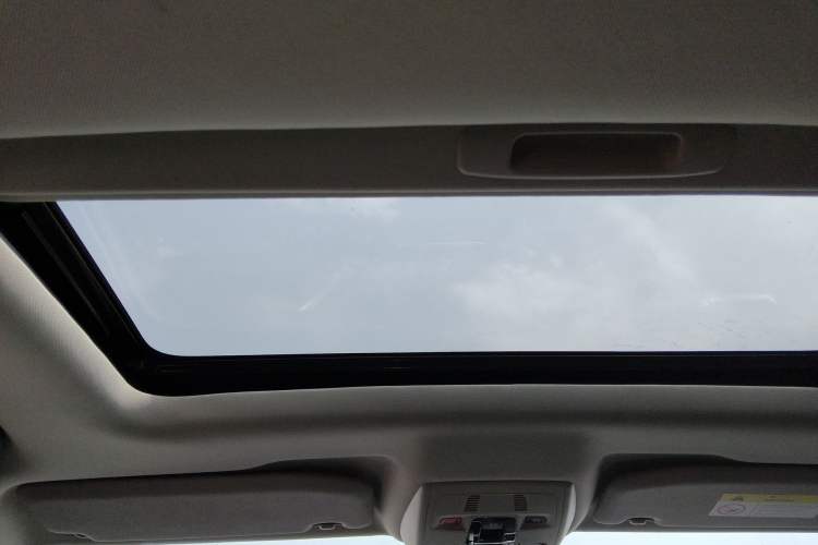 Used DS 5LS 2014 1.6T Luxury Edition THP160
