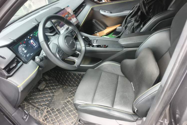 Used Lynk & Co 03 2023 1.5TD DCT JingPro Left Front Seat