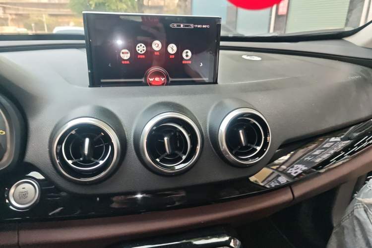 Used Wey VV7 2017 2.0T Flagship Model
