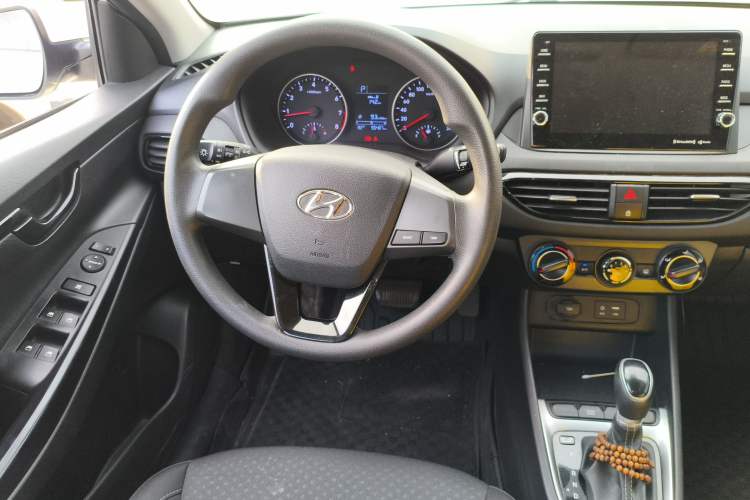 Used Hyundai Celesta 2018 1.6L Automatic GL Enjoyment Edition China VI compliant Steering Wheel