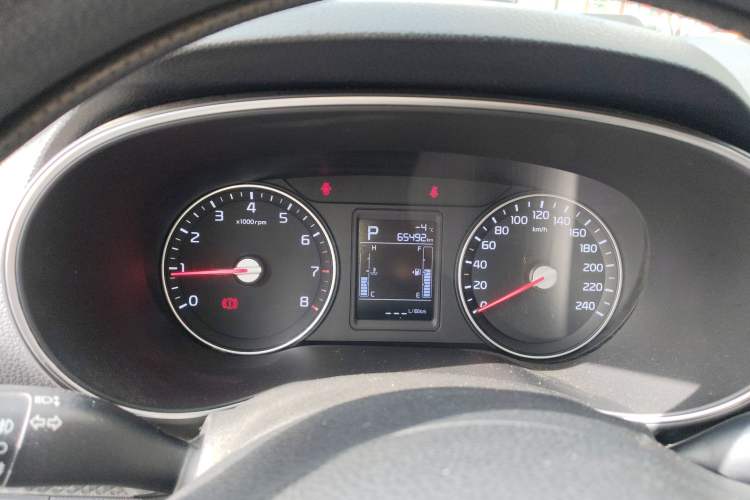 Used Kia KX3 2015 1.6L Automatic Two-Wheel Drive DLX Instrument Cluster