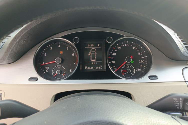 Used Volkswagen CC 2009 3.6 FSI Top-Trim Version
