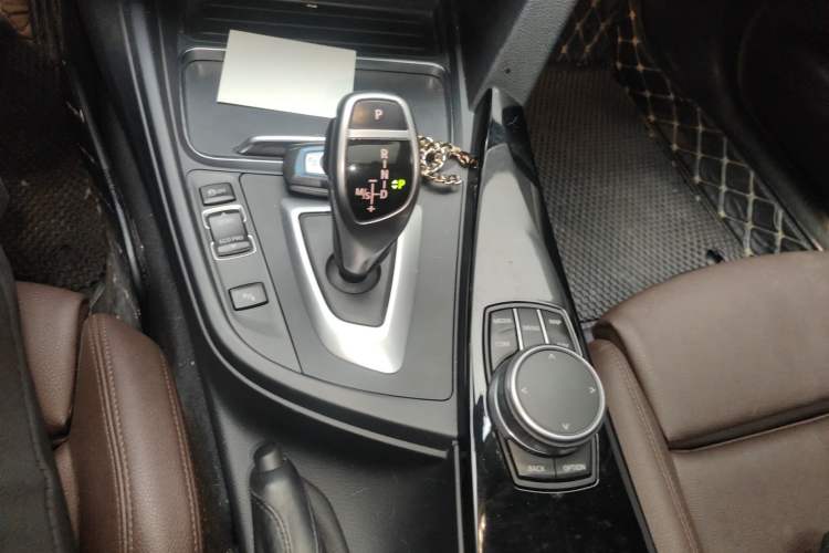 Used BMW 3 Series 2019 320Li M Sport Package Gear Lever