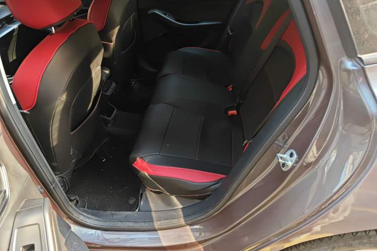 Used MG 5 2021 180 DVVT CVT Youthful Style Edition
