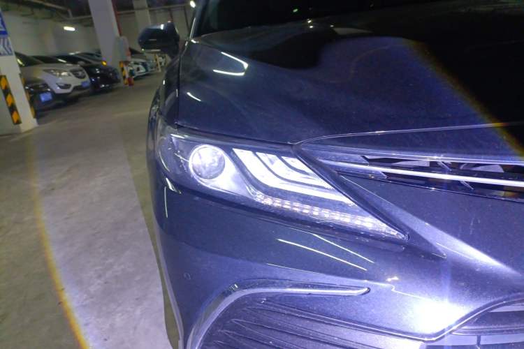 Used Toyota Camry 2021 2.0G Luxury Edition
