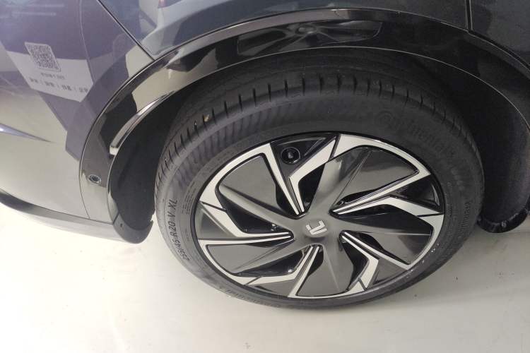 Used Rising R7 2022 Standard Advanced Version