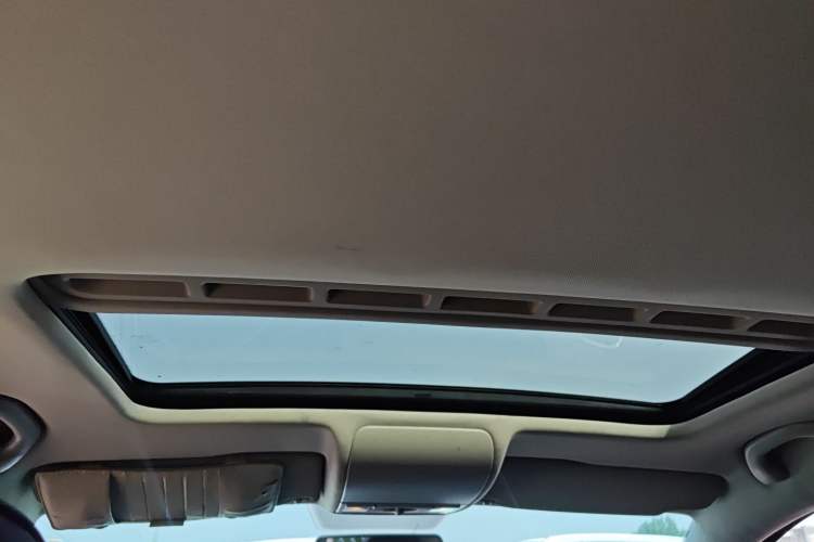 Used Volkswagen Polo 2012 1.6L Cross Polo Automatic Transmission