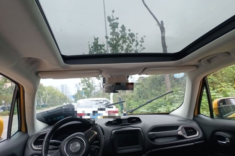 Used Jeep Renegade 2018 Connected Large Screen Version 180T Automatic Jingneng Version Headliner