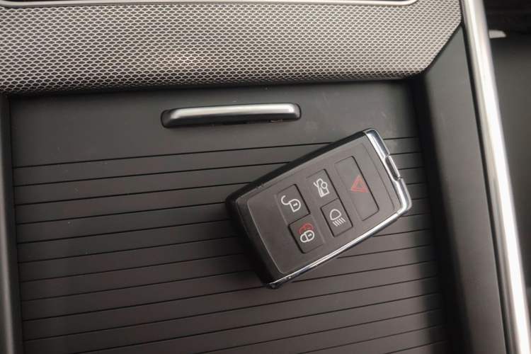 Used Jaguar XEL 2024 2.0T 250 PS R-DYNAMIC S Advanced Sport Edition Vehicle Key