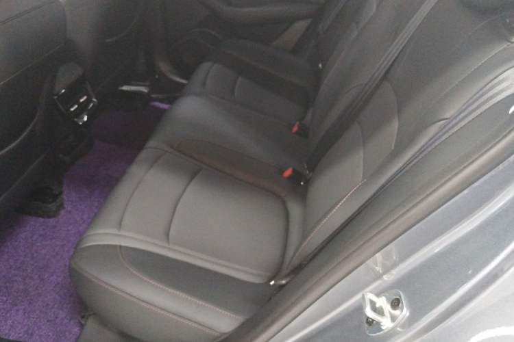 Used Roewe i5 2024 1.5L CVT Luxury Edition
