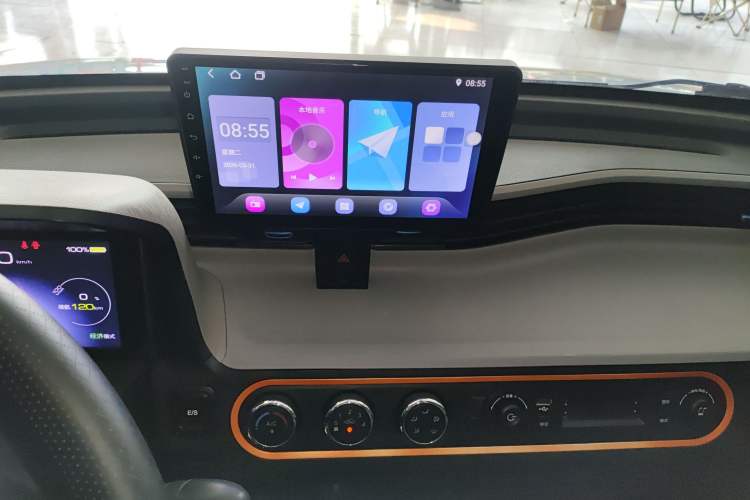 Used Wuling Hongguang MINIEV 2022 Zizai Version Lithium-NMC Audio And AC Panel