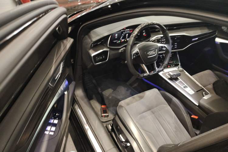 Used Audi A6L 2024 45 TFSI quattro Prestige Dynamic Edition
