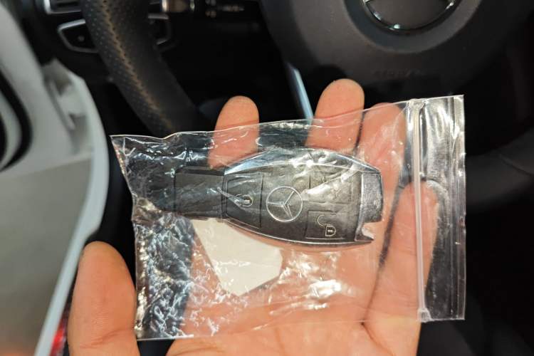 Used Mercedes-Benz C-Class 2018 C 200 Sport Edition Vehicle Key