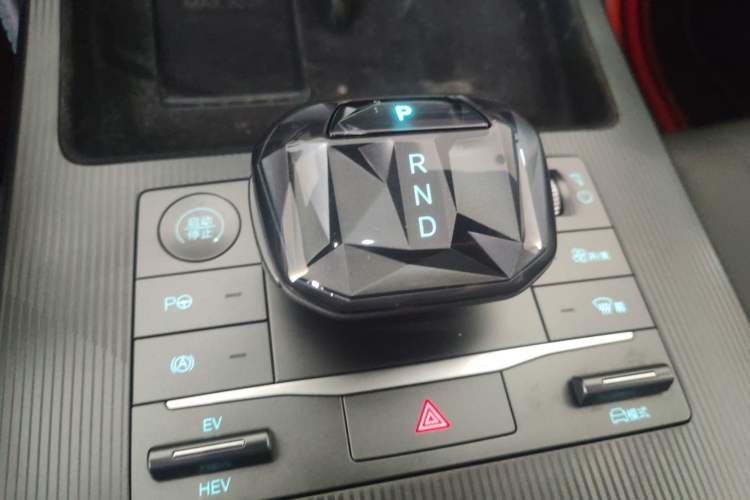 Used BYD Song L DM-i 2025 Intelligent Driving Version 112 km Beyond-Range Type
