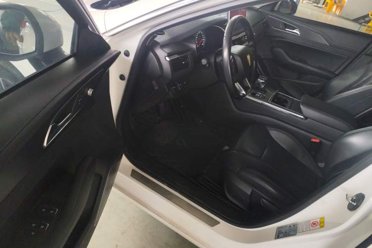 Used Hongqi H5 2020 1.5T DCT Flagship Edition
