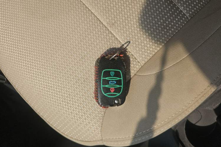 Used Wuling Hongguang 2019 1.5L S Standard Version China VI LAR Vehicle Key