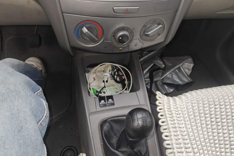 Used Chevrolet Sail 2010 Sedan 1.4L Manual Ideal Edition
