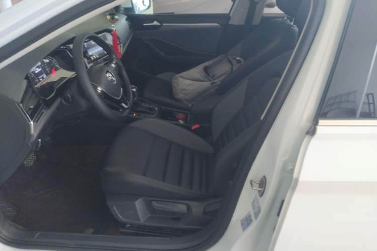 Used Volkswagen Sagitar 2020 280TSI DSG Comfort Version China VI Standard Left Front Seat