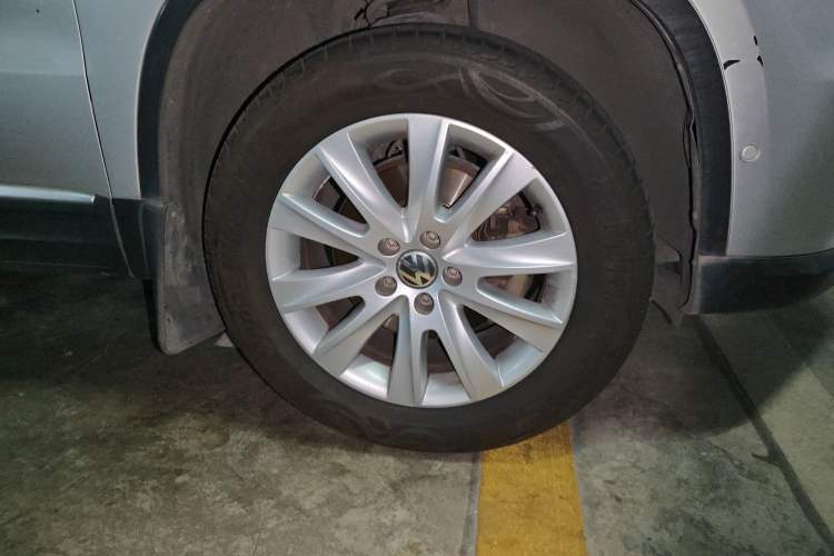 Used Volkswagen Tiguan 2010 2.0 TSI Automatic All-Wheel Drive Flagship Edition