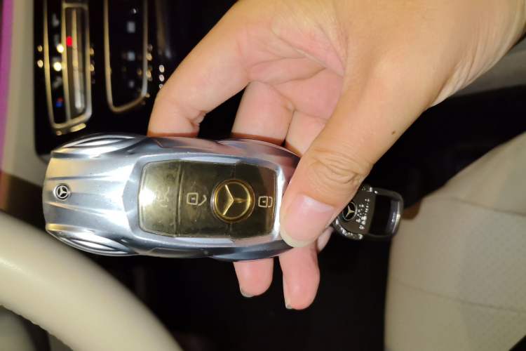 Used Mercedes-Benz E-Class 2022 E 300 L Luxury Model Vehicle Key