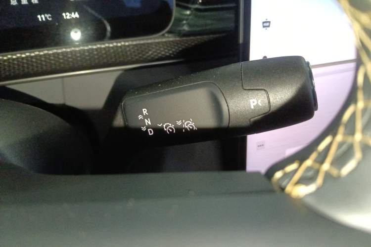 Used Zeekr 7X 2025 100 kWh Long-Range Rear-Wheel Drive with Intelligent Driving Features