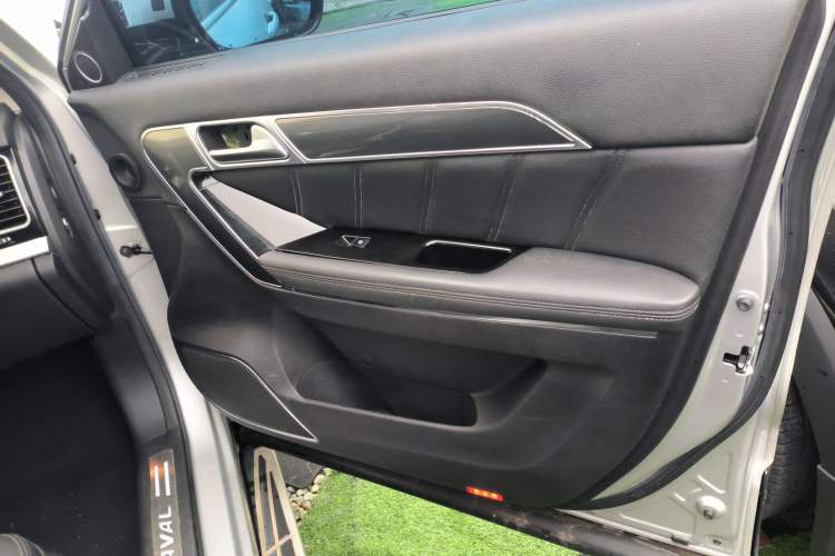 Used Haval H6 Coupe 2015 Blue Label 2.0T Automatic Two-Wheel Drive Elite Model
