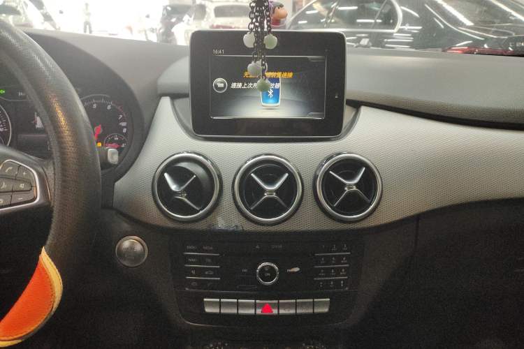 Used Mercedes-Benz B-Class 2015 B 200 Sport Edition