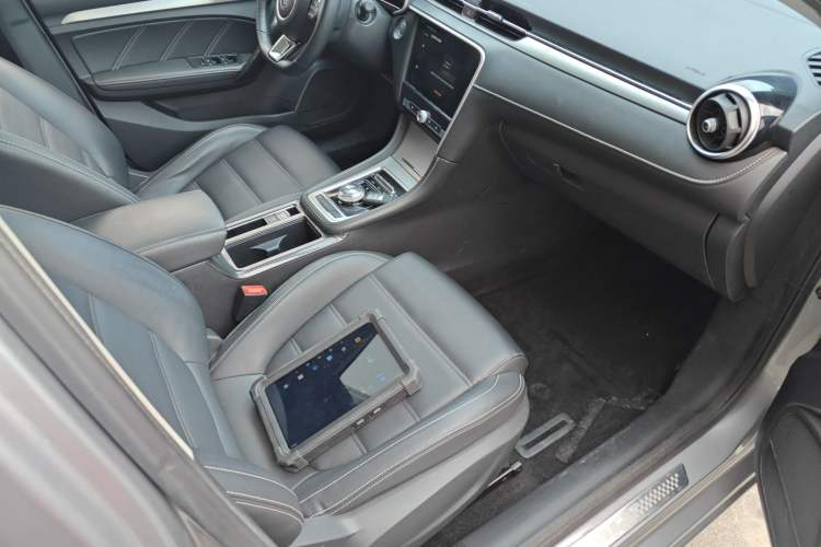 Used MG 6 New Energy 2018 45T E-DRIVE Intelligent Hybrid Premium Internet Edition Right Front Seat