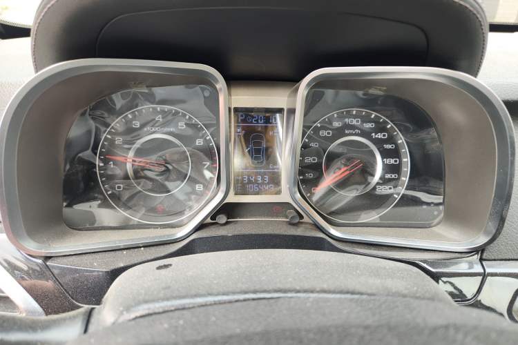 Used Zotye Domy X5 2017 Upgraded Model 1.5T CVT Landlord Edition Instrument Cluster