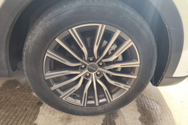 Used JETOUR X70 PLUS 2023 1.5T DCT Brave PLUS 5-Seater