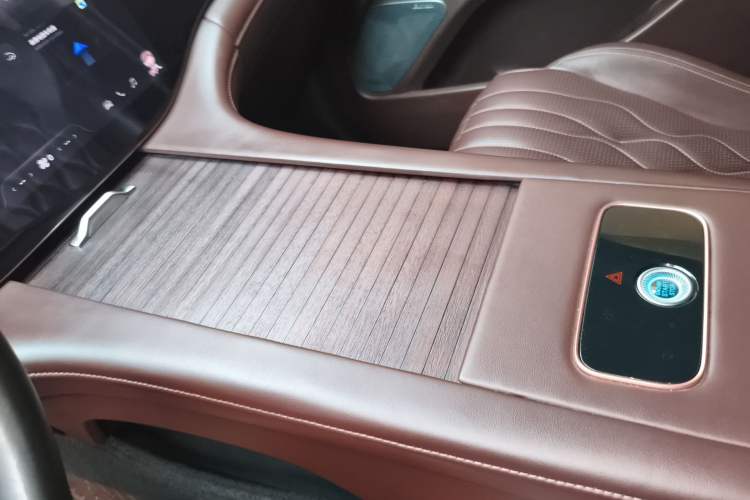 Used EXEED Lanyue 2023 400T Four-Wheel Drive Star Prestige Edition 6 Seats
