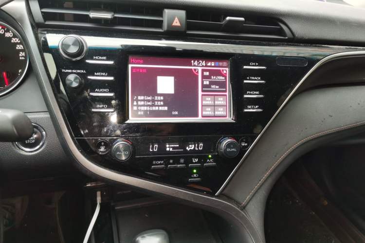 Used Toyota Camry 2018 2.0S FENGSHANG Edition
